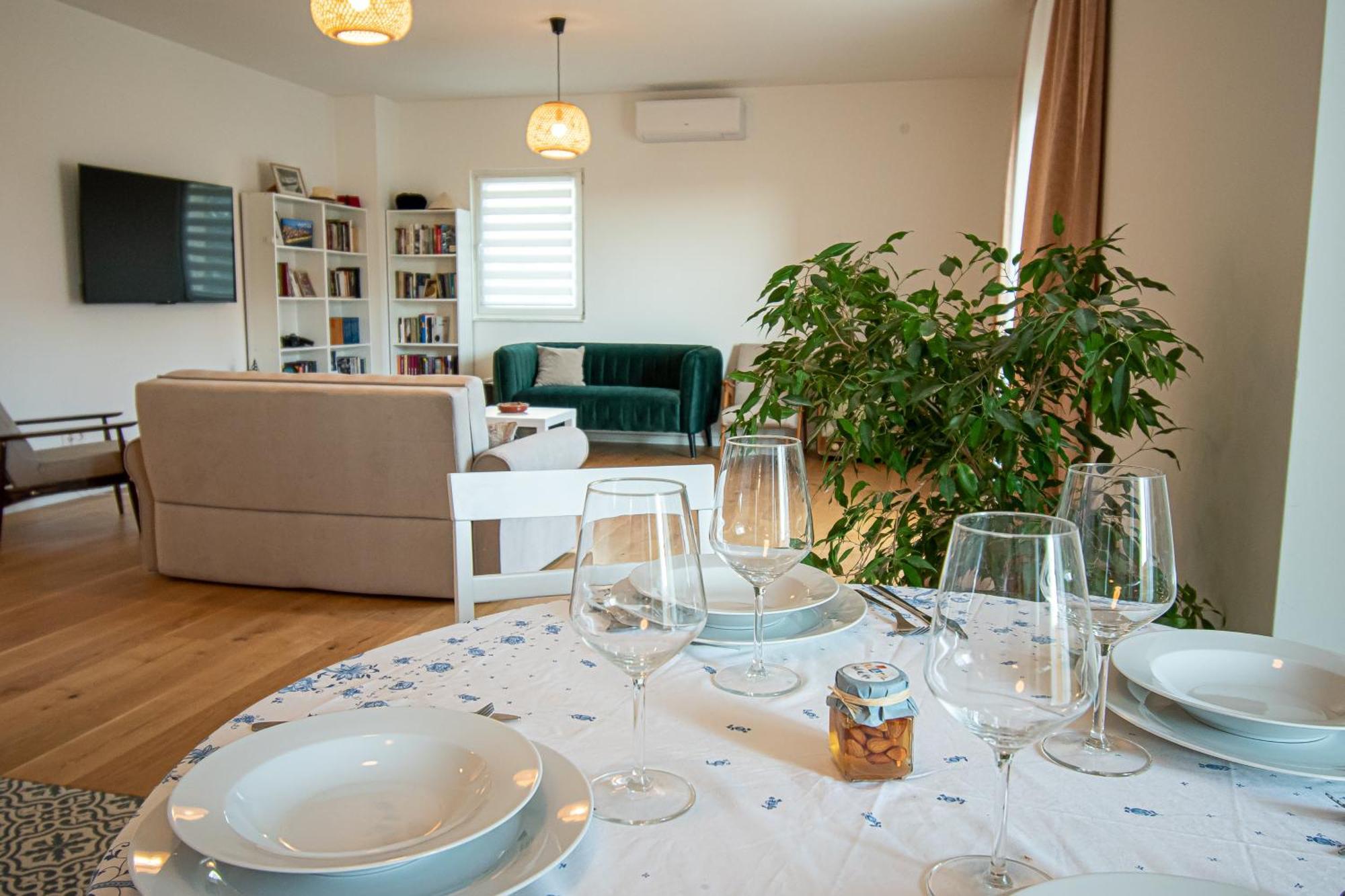 Apartment Nikola Kaštel Novi Eksteriør billede